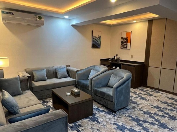 Aman Suites Hotel - ALmhalh image 11
